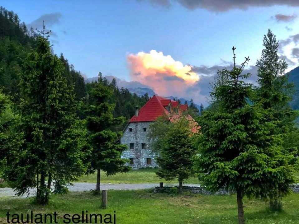 Villas Jezerca Valbone Buitenkant foto